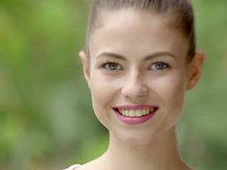 rara bellezza sta nudo besom i suoi buchi superbe esposti