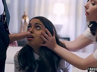 Virgin College Babe Casey Calvert zaproszone przez jej kolega Wiedeń Blacka i nabrać do seksu z nią stepbro Justin Hunt i rozpoczął 3some.