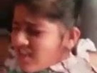 نوعمر لڑکی مشکل گڑبڑ
