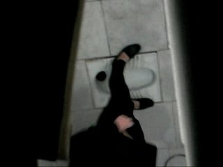 iranisches Mädchen pissen