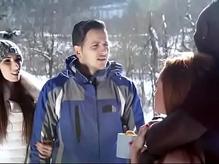 엘라 휴즈 - Snowbunnies 간의 소프트 코어