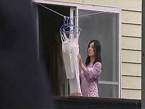 Natürlich vollbusige japanische Milf bekommt ihre haarige Muschi hart gefickt