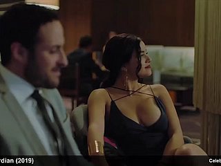 Paulina Gaitan Üstsüz ve Erotik Film Sahneleri