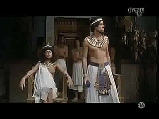Joy Chez Les Pharaons (1993) - Zara Beyazları