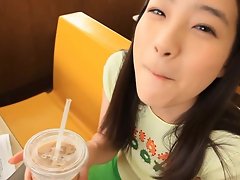 해변 전에 케이크