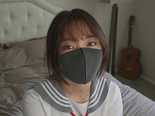 インタビュー後にユニフォームを着ている角質の中国の女子女の子をファック