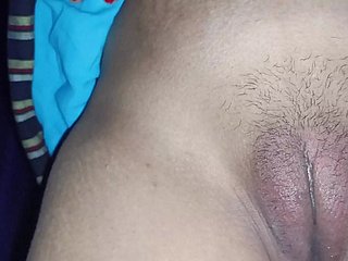 ميري شوت كي غارمي سي لوند بي دا نايكالني لاجي ساردي بوهوت تاند دي راهي هاي
