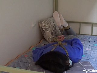 Китайское рабство и щекотка в белых носках