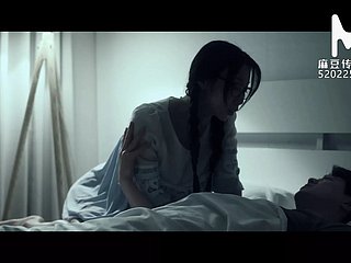 Accounts d'un pornstar - MDSR-0002-02