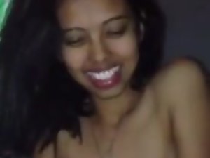 apesal bayi ni besar