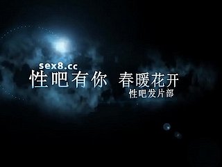 Der Saft einer jungen Frau mit großen Titten aus Guangxi, die roughly einem Motel getrocknet wird, fließt weiter. Täglich aktualisierte chinesische Untertitel