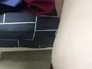ในช่วงที่มีการระบาดของโควิด-19 ฉันมีเพศสัมพันธ์กับสาวรุ่นแม่