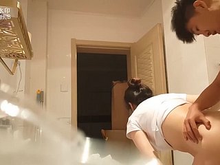 Китайская мама сошла с рельсов