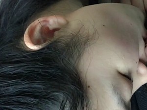 Blowjob Rakan sekerja perempuan untuk lelaki di tepi jalan