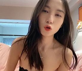 menina da webcam 275