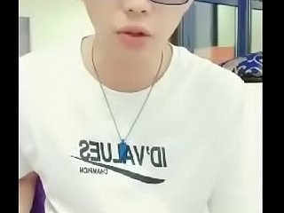 Tôi mua một hộp bao cao su lớn và hẹn hò với chị gái phòng xông hơi, chị ấy đến khách sạn và nói rằng phòng New Zealand 138 tệ thực sự tốt.