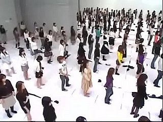 250 เปลือยสาวญี่ปุ่น