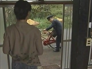 JPN Postman และแม่บ้าน