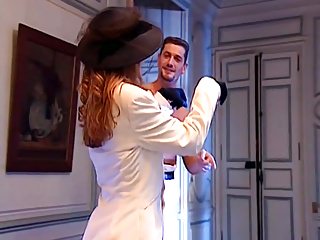 Snazzy Laure dan rakan-rakan