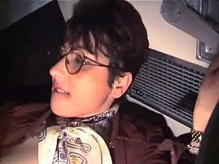 ٹرین میں فرانسیسی MILF