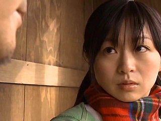 JEUNE japonaise 유순 offerte toilettes pervers