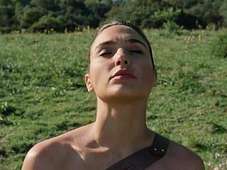 Live-in lover Gadot, etc ... - Pleasure Woman