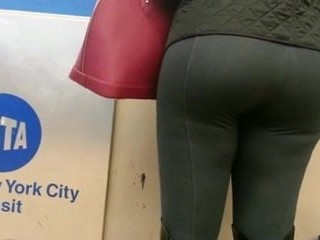 Candid Jamaican milf bubbled in foreign lands loot
