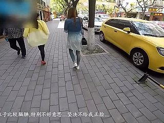 91有钱人高级主题宾馆高价约炮已有男友的98年165苗条大波气质美眉换两套情趣连屌2次720P高清