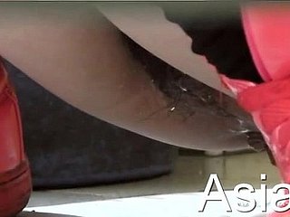 يسترق النظر الفتيات الصينية ذهاب إلى المرحاض 1
