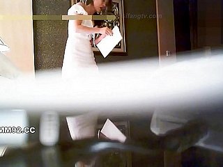 土豪 酒店 又一次 约 高 颜 值 极品 性感 美女 偷情، 又 美 又 淫荡 说 我 爱 你 才会 给 你 舔، 你 又 在 录 我، 别乱 放. 叫床声 真 骚