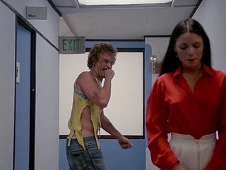 Burnish apply Young Necessarily Hot - 1983 (restaurado)