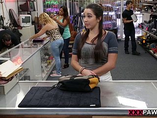 College Maks Girl Down An obstacle Goods! - Xxx